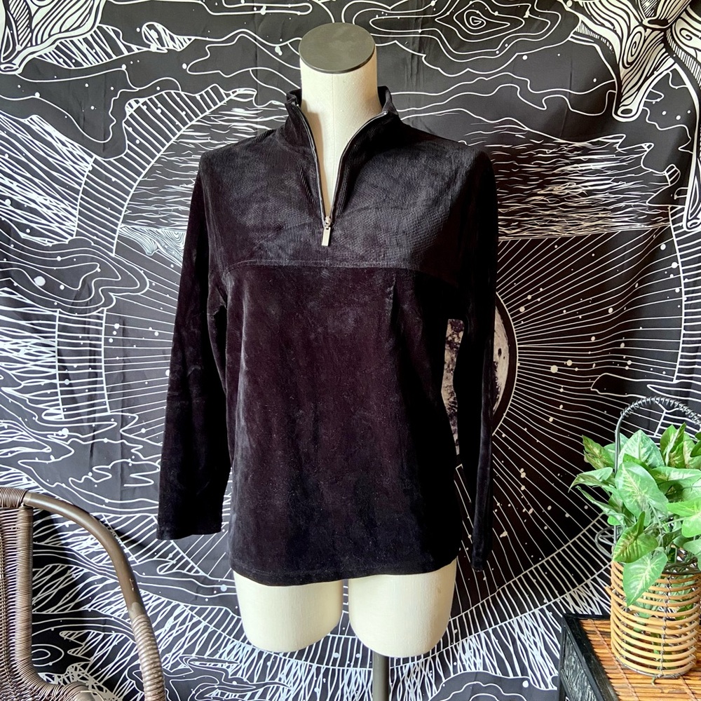 Petite Vintage Black Velvet feeling Half Zip Pullover